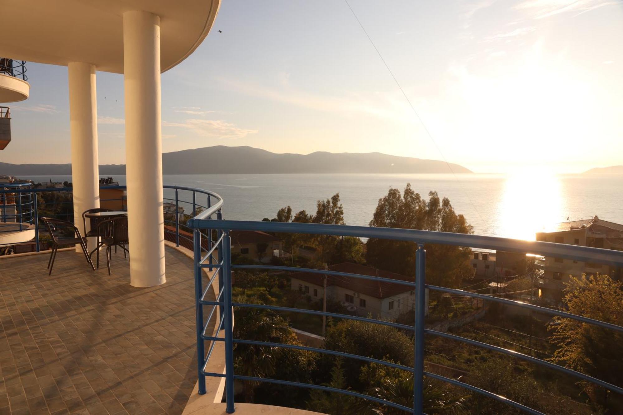 Jico Travel - Villa Colombo Vlore Exterior photo