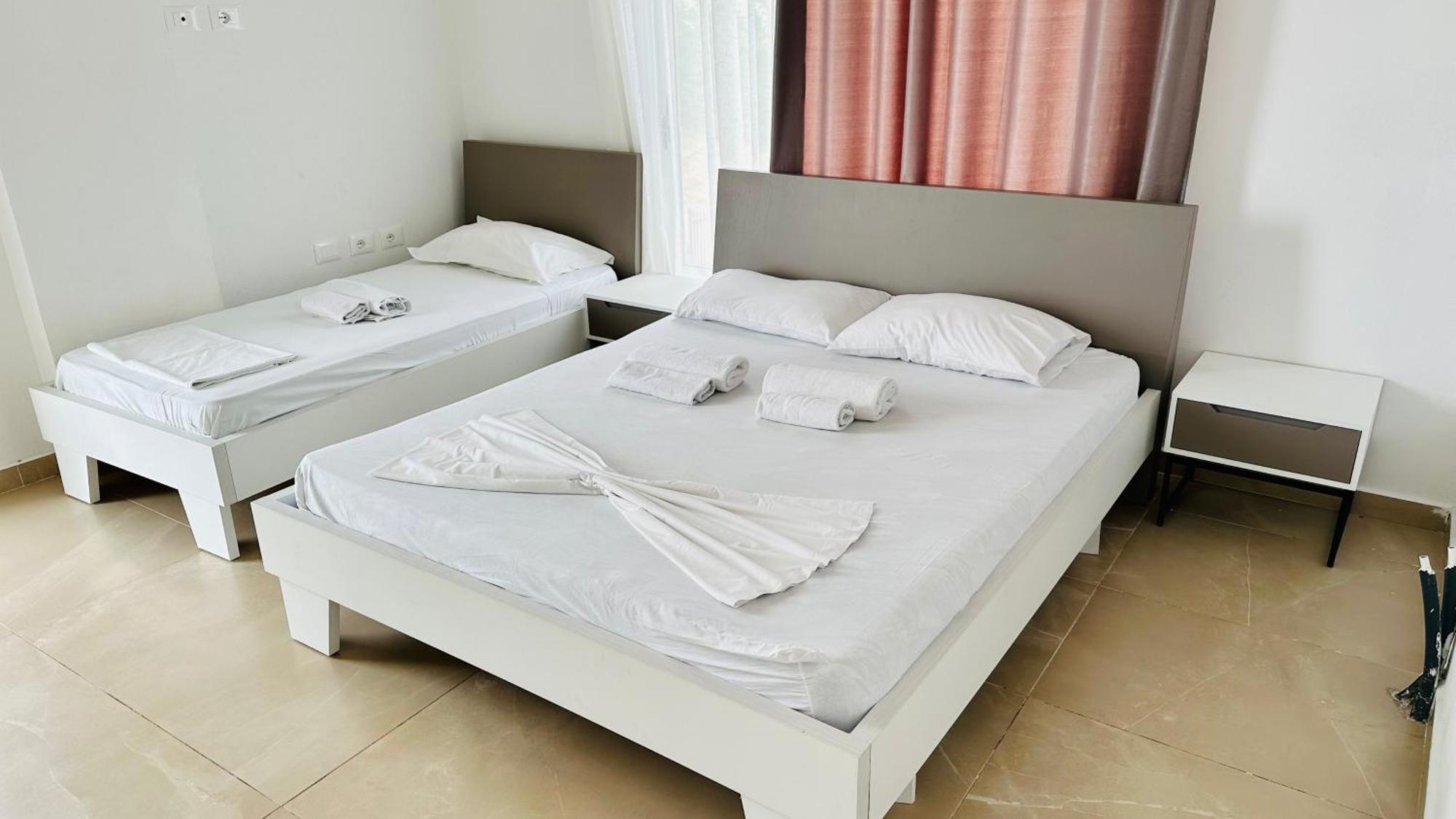 Jico Travel - Villa Colombo Vlore Exterior photo