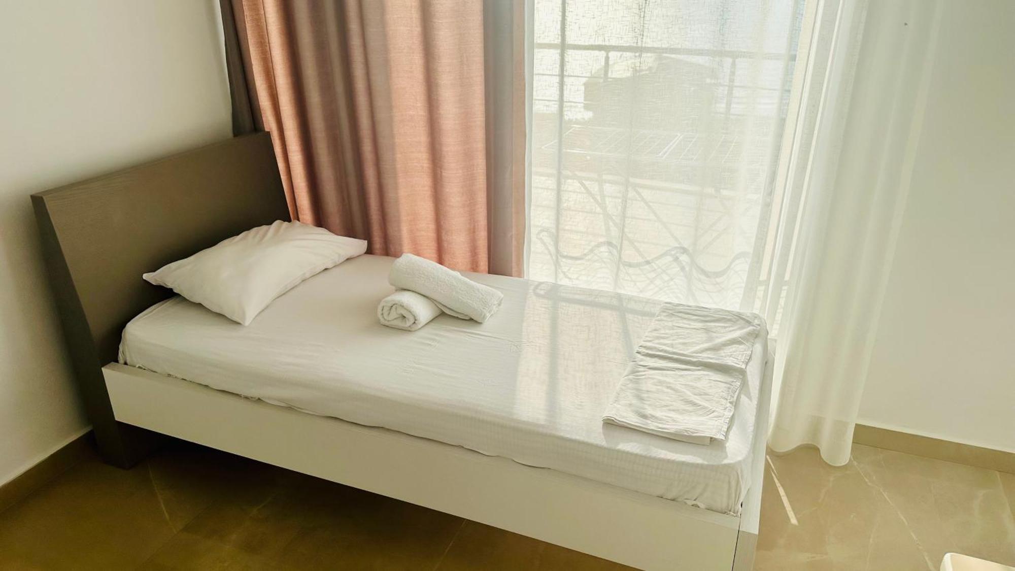 Jico Travel - Villa Colombo Vlore Room photo