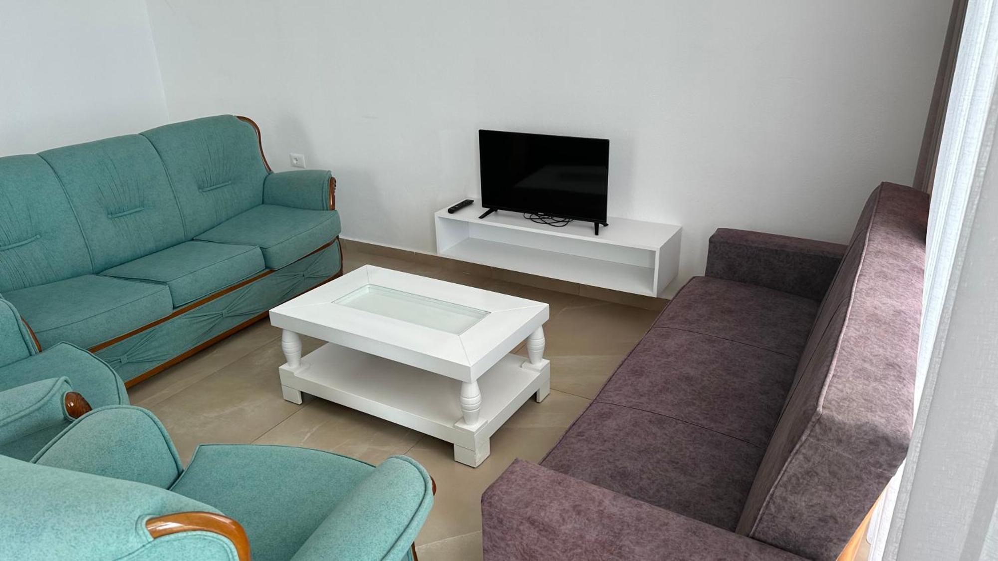 Jico Travel - Villa Colombo Vlore Room photo