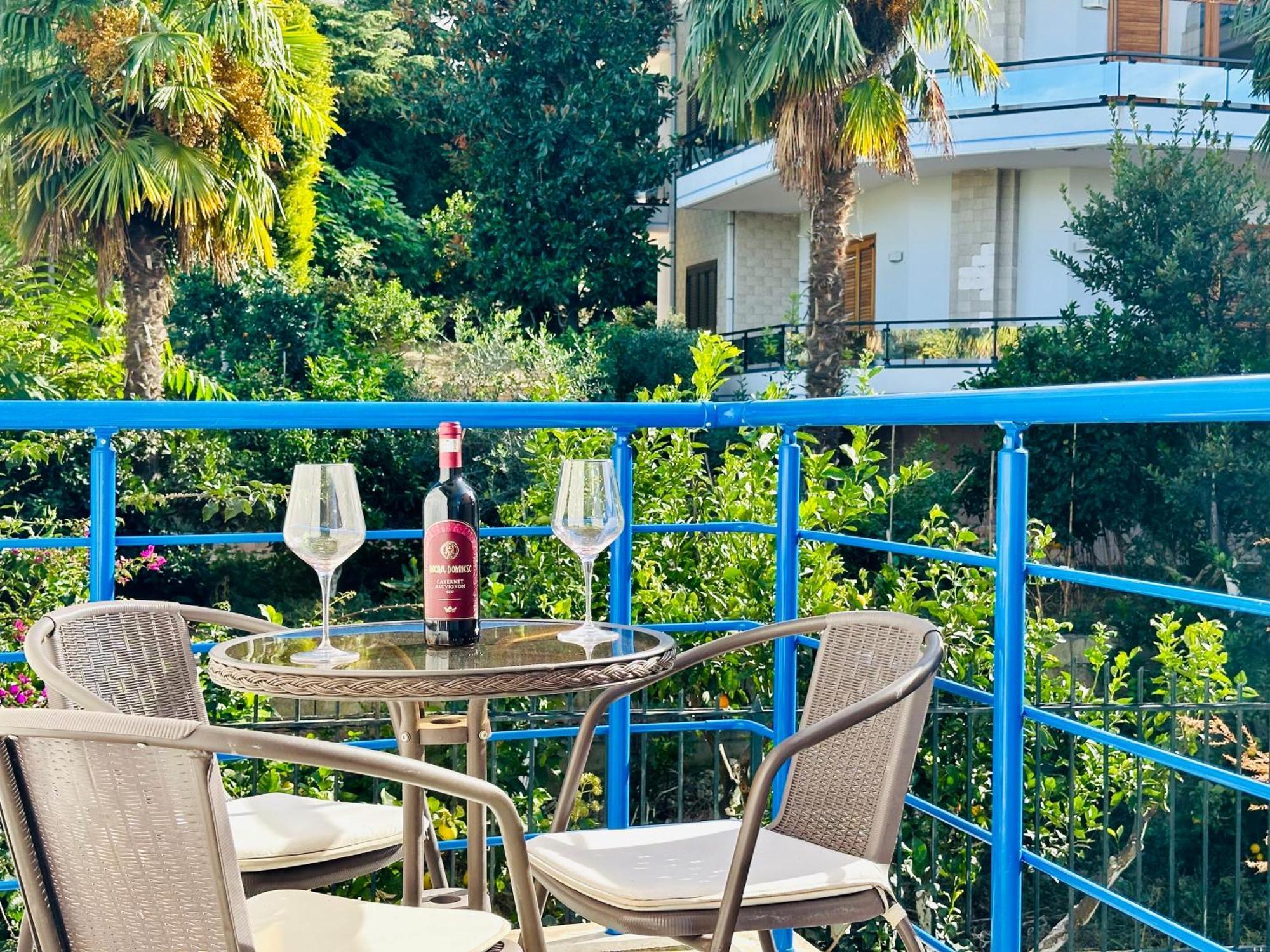 Jico Travel - Villa Colombo Vlore Exterior photo