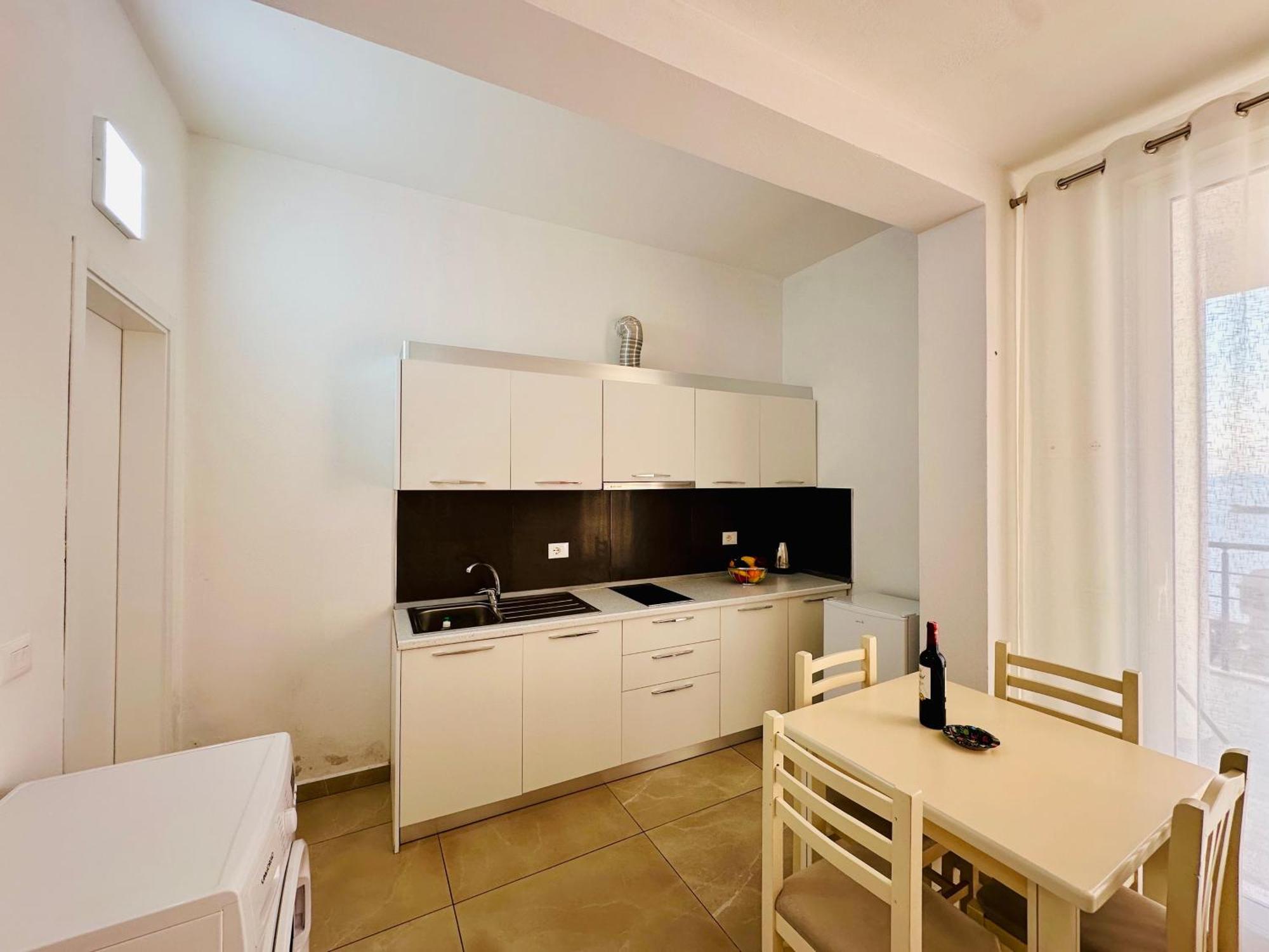 Jico Travel - Villa Colombo Vlore Room photo