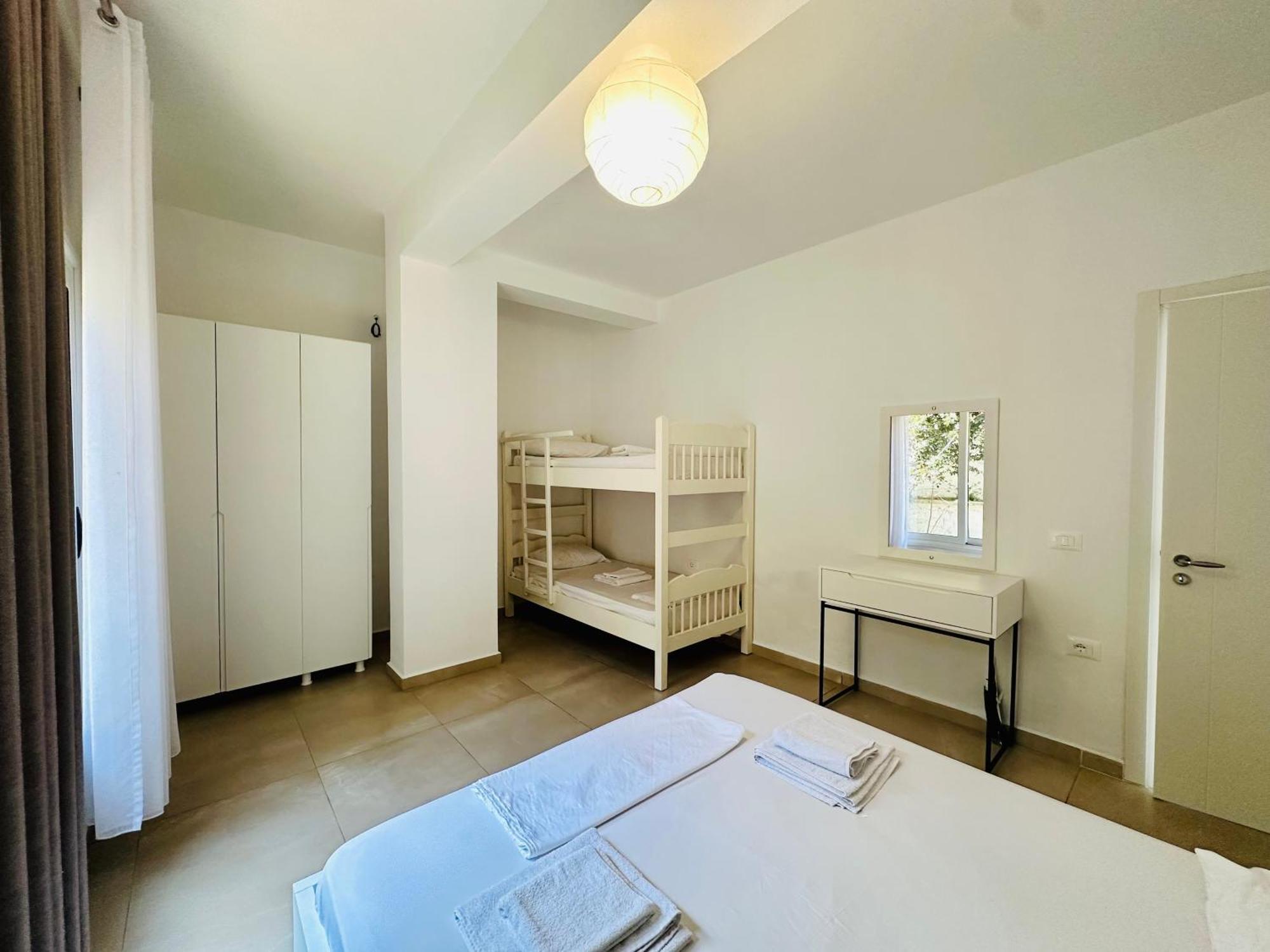 Jico Travel - Villa Colombo Vlore Room photo